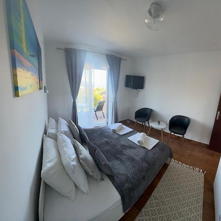 Apartments Oxygen Račišće Eksteriør bilde
