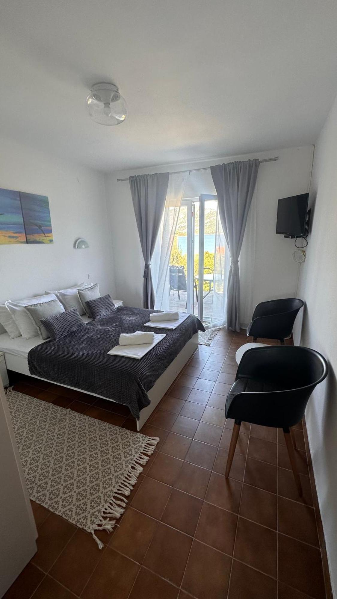 Apartments Oxygen Račišće Eksteriør bilde