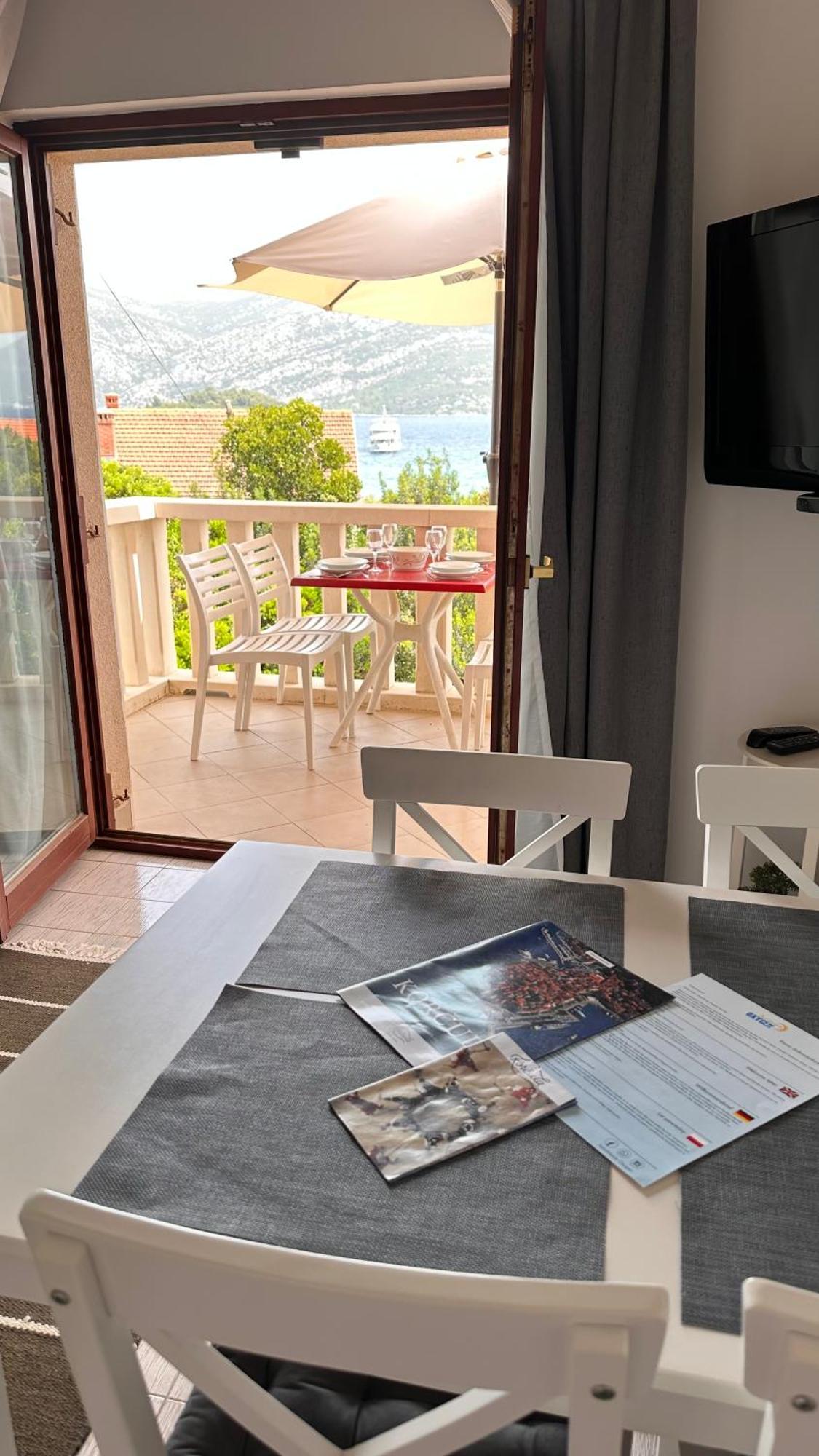 Apartments Oxygen Račišće Eksteriør bilde