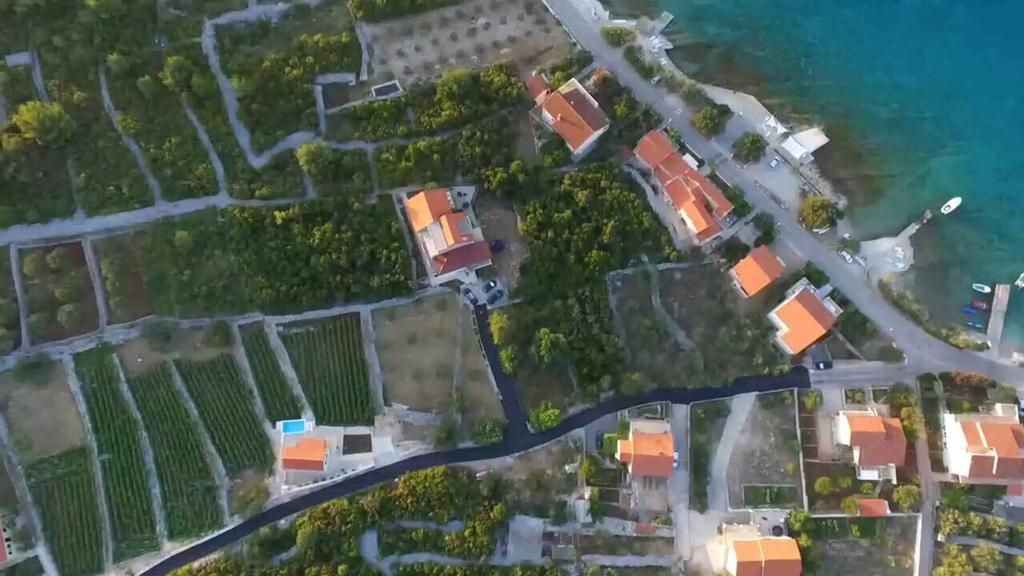 Apartments Oxygen Račišće Eksteriør bilde